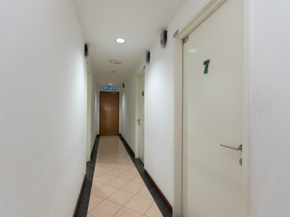 โอโย 89345 อาปิ-อาปิ จีเอช Hotel โกตาคินาบาลู ภายนอก รูปภาพ