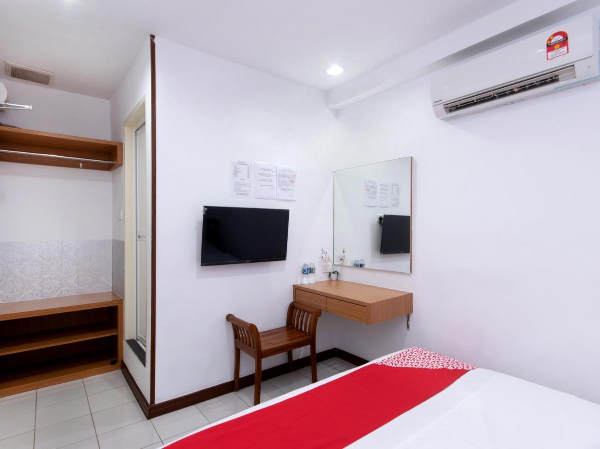 โอโย 89345 อาปิ-อาปิ จีเอช Hotel โกตาคินาบาลู ภายนอก รูปภาพ