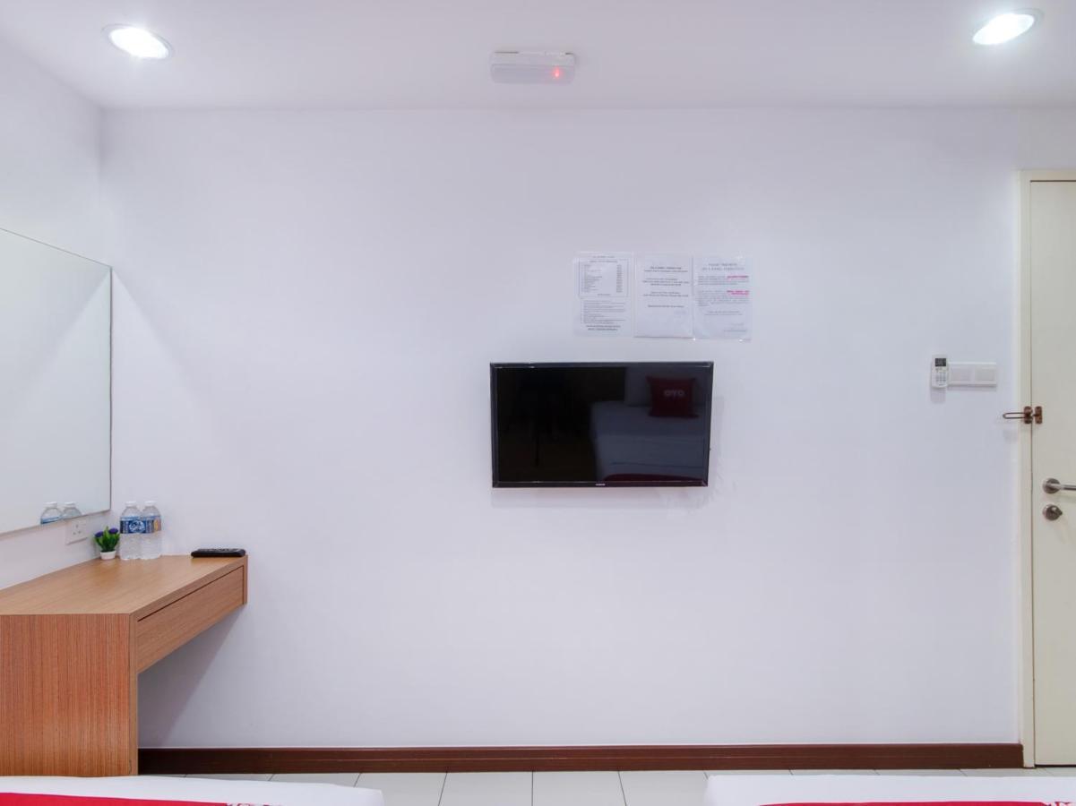 โอโย 89345 อาปิ-อาปิ จีเอช Hotel โกตาคินาบาลู ภายนอก รูปภาพ